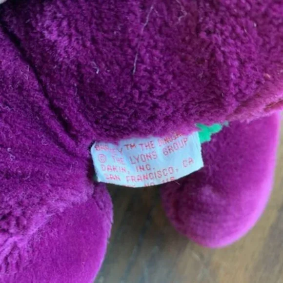 Vintage Dakin Lyons Group Original Barney The Dinosaur plush Backyard Gang *READ